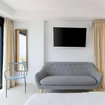 Luxury House With Private Pool, Jacuzzi And Wellness Málaga