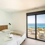 Luxury House With Private Pool, Jacuzzi And Wellness Hébergement de vacances