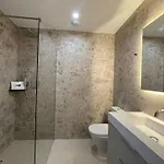 Luxury House With Private Pool, Jacuzzi And Wellness Hébergement de vacances Málaga