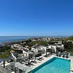 Luxury House With Private Pool, Jacuzzi And Wellness Hébergement de vacances *