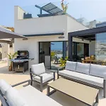 Luxury House With Private Pool, Jacuzzi And Wellness *