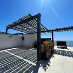 Luxury House With Private Pool, Jacuzzi And Wellness Hébergement de vacances