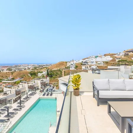 Luxury House With Private Pool, Jacuzzi And Wellness *