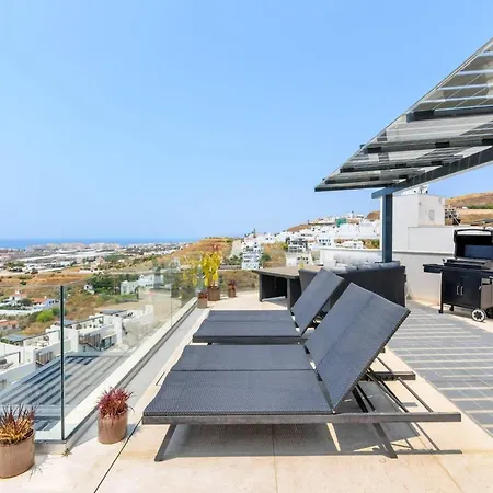 Сasa de vacaciones Luxury House With Private Pool, Jacuzzi And Wellness